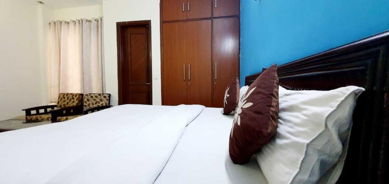 Hotel Inn Noida Luaran gambar